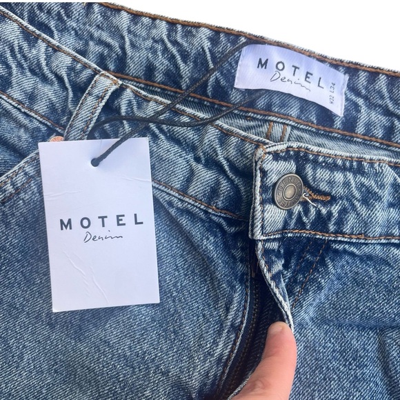 Motel Denim Roomy Extra Wide Low Rise Jeans In Vintage Blue Wash Size 32x34 - Picture 3 of 7